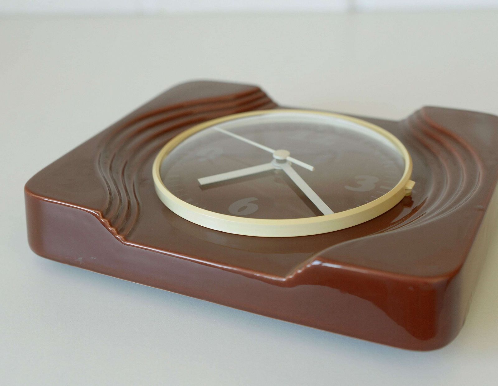 Ceramic Wall Clock / Vintage Rustic Clock / Mid Century / Yugoslavia 1970's / Retro Wall Decor / Gorenje Slovenia / Brown Electric Clock photo Home Decor
