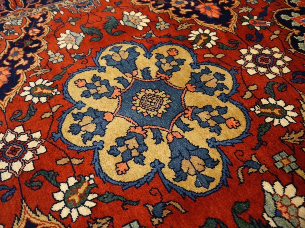Fine Hand Knotted Heritage Accent Wool Rug 261 X 172 Cm photo vintage