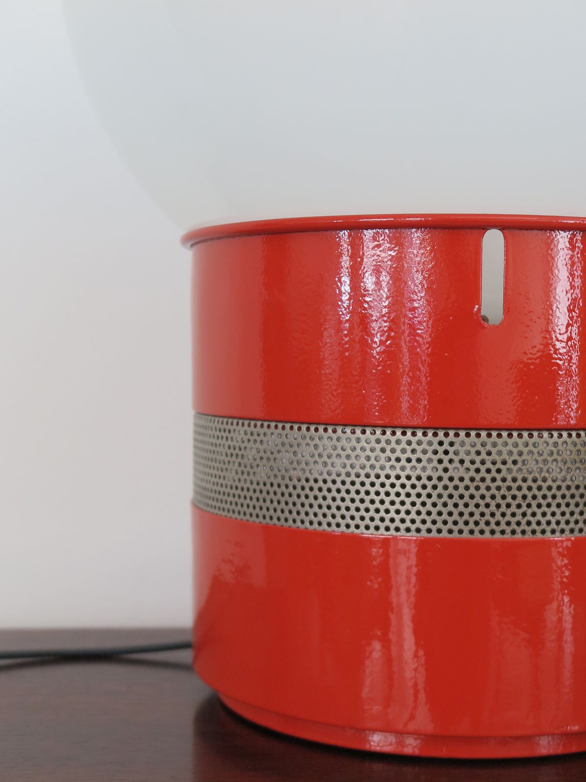 Italian Red Table Lamp "Mezzo Oracolo" Model Design Gae Aulenti For Artemide 1969 photo Lighting