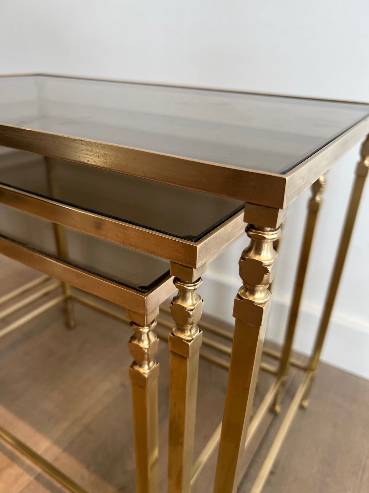 photo for sale Suite Of Tables Neoclassical Neoclassical Lison Of The Maison Ramsay