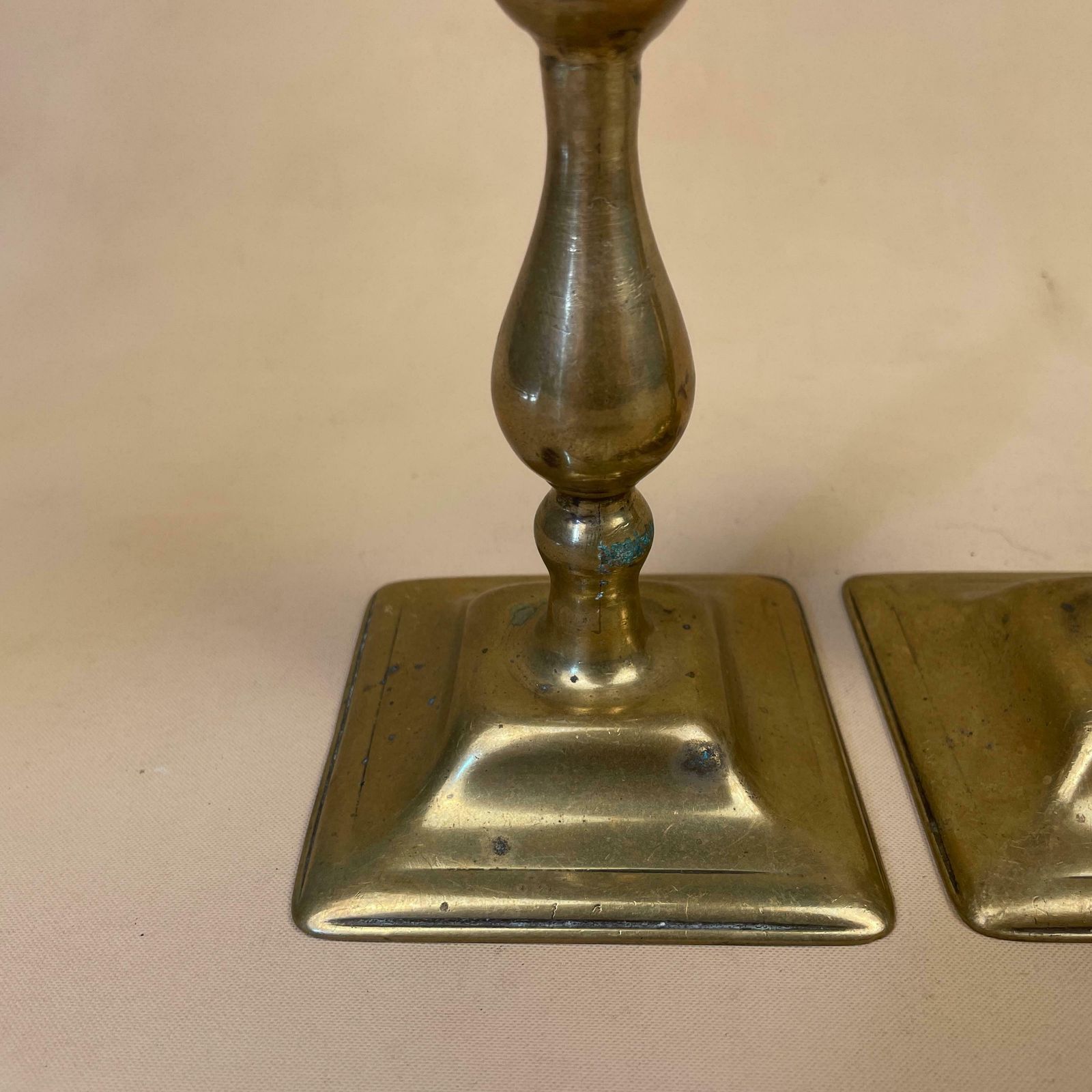 Antique Matching Pair Of Gold Brass Metal Candlestick Candle Stick Vintage Column Taper Dinner Candlesticks Square Base Column photo vinterior