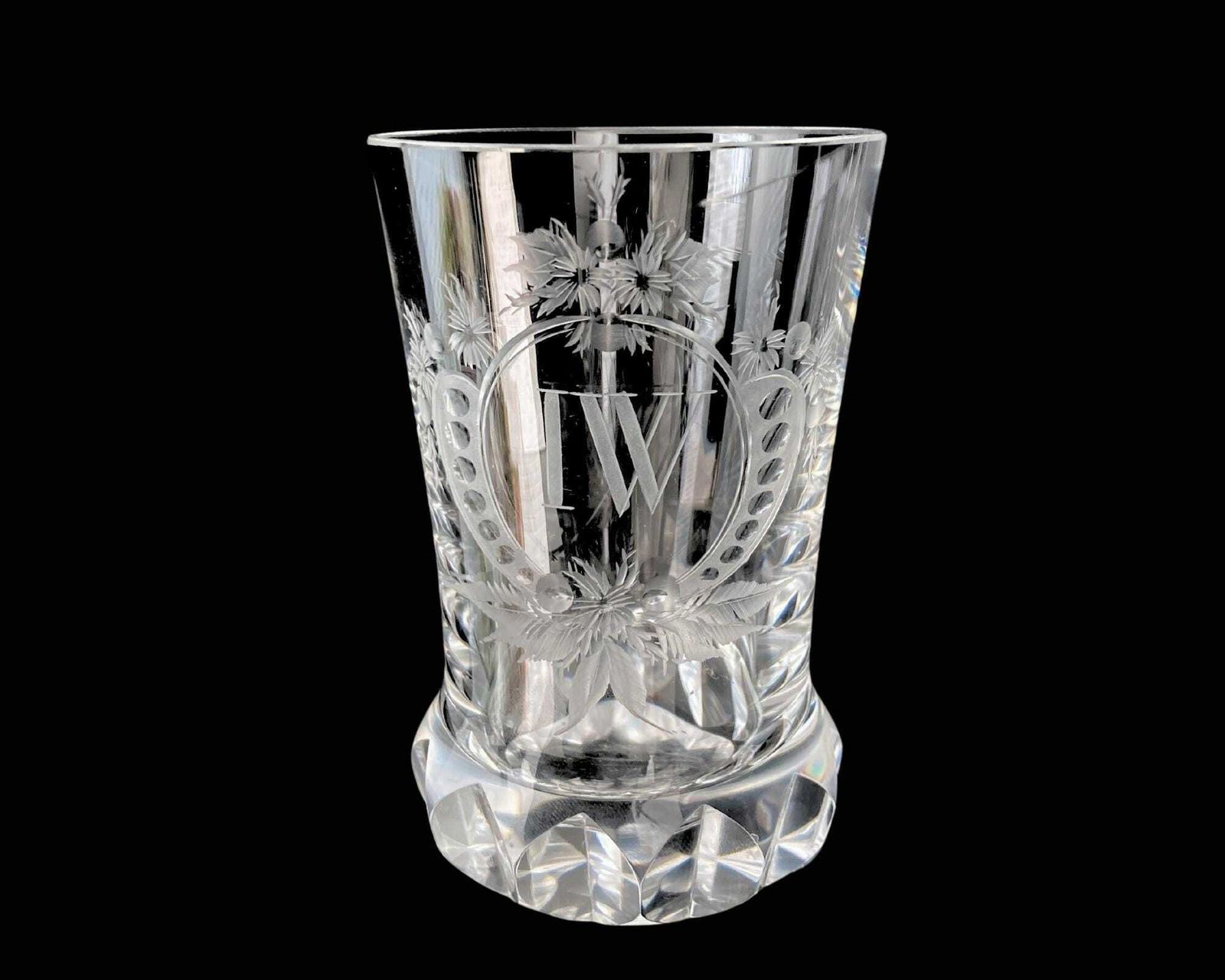 Gegraveerde Kristallen Tumbler | 2 Stuks | Biedermeier Kristal | Initialen Iw Lw photo for sale