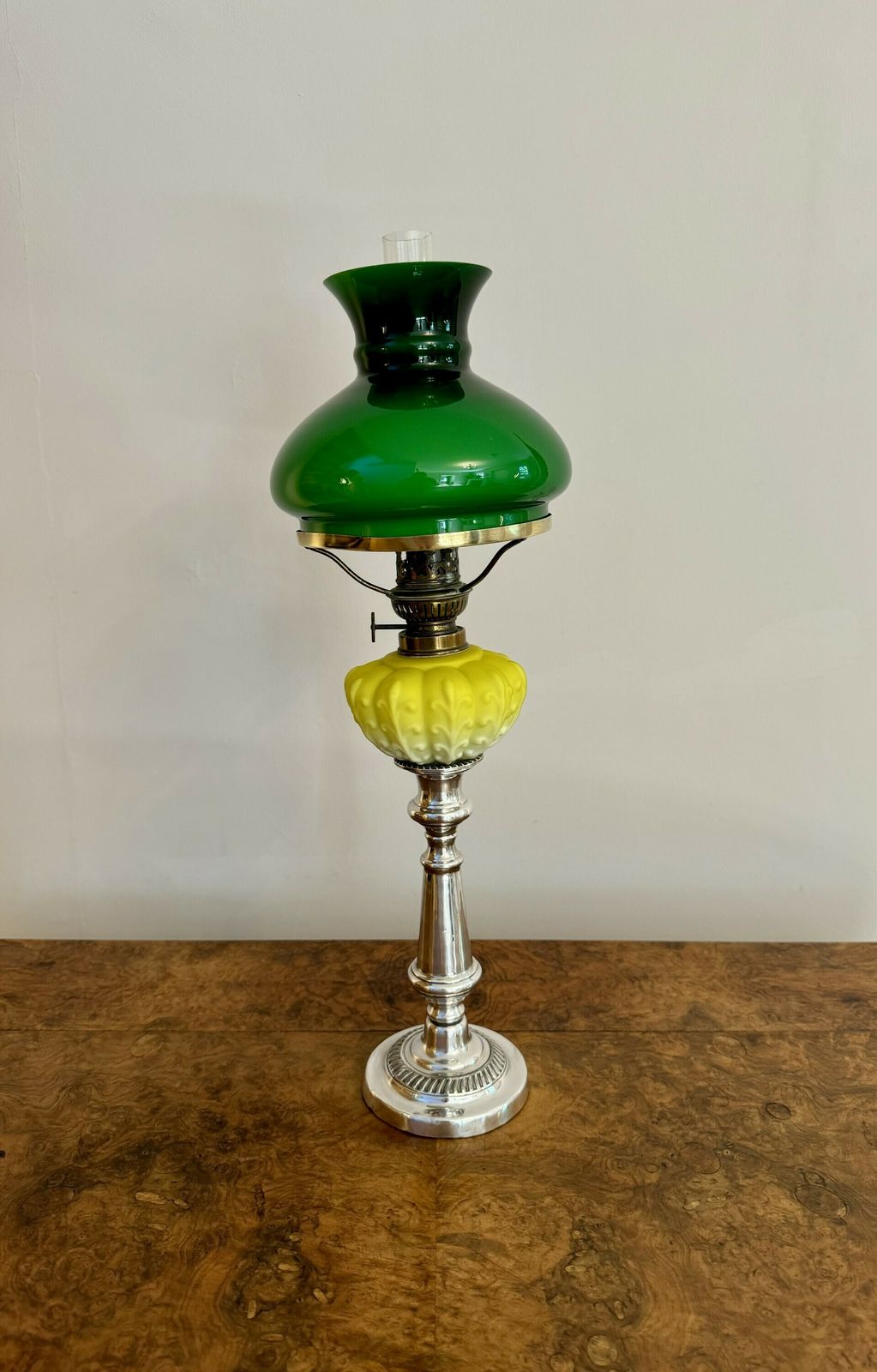 Fine Quality Victorian Silver Plated And Satin Glass Peg Oil Lamp photo 495.0