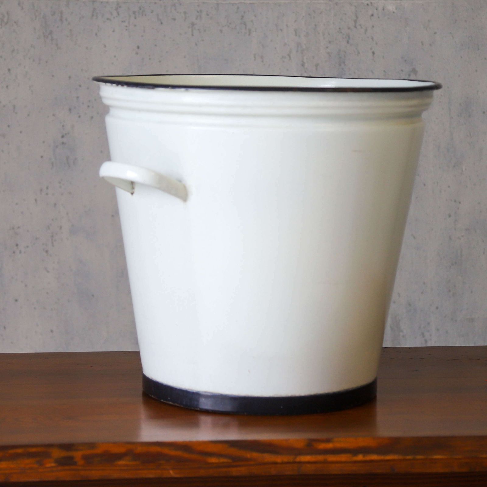 Early 20thc. Circa 1920 Large White & Blue Enamel Pail With 2 Handles photo Home Decor