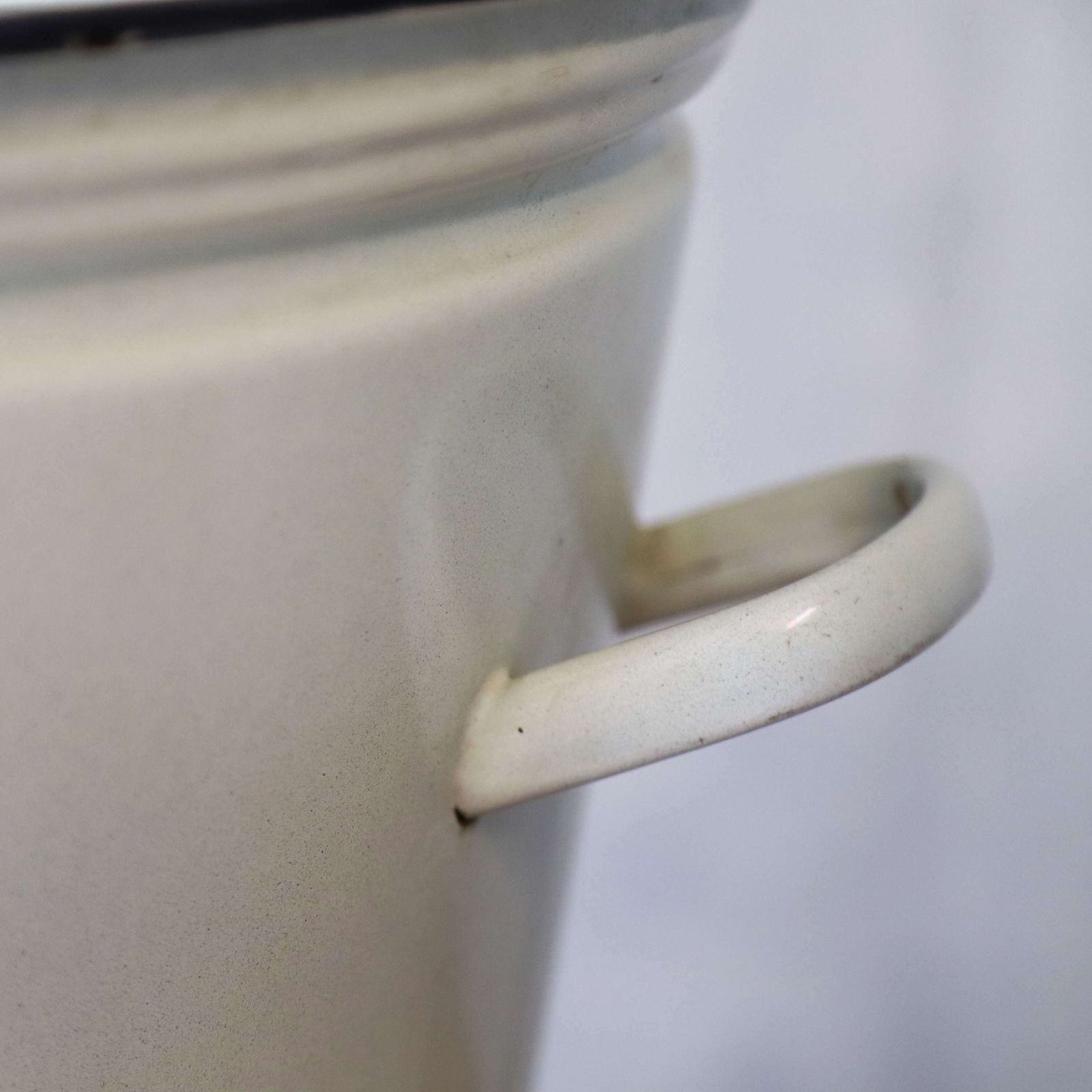 Early 20thc. Circa 1920 Large White & Blue Enamel Pail With 2 Handles photo vinterior