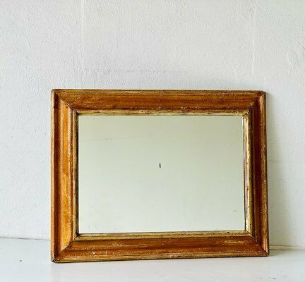 photo furniture Vintage Spiegel Met Beukenhouten Lijst