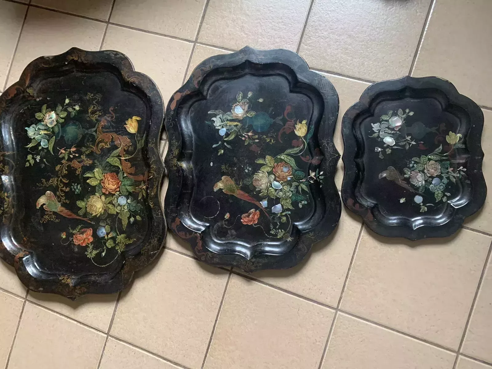photo furniture A Rare 19th Century Set Of 3 Papier Mache Trays
