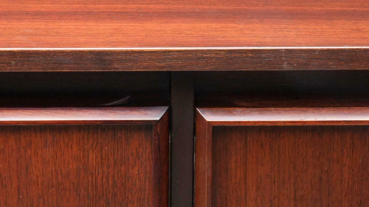 Grote 4 Deurs Credenza In Mahonie En Teak, Italië, Jaren 1960 photo 4213.0