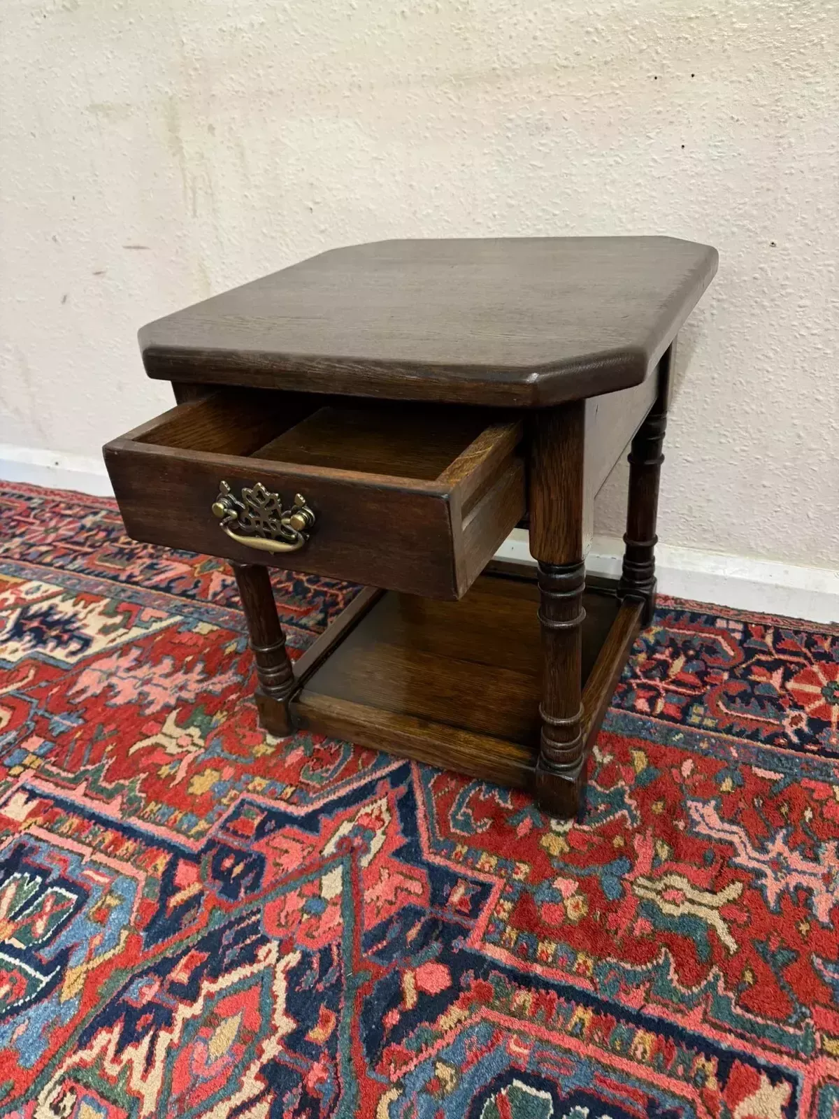 245.0 Outstanding Quality Oak End Table photo