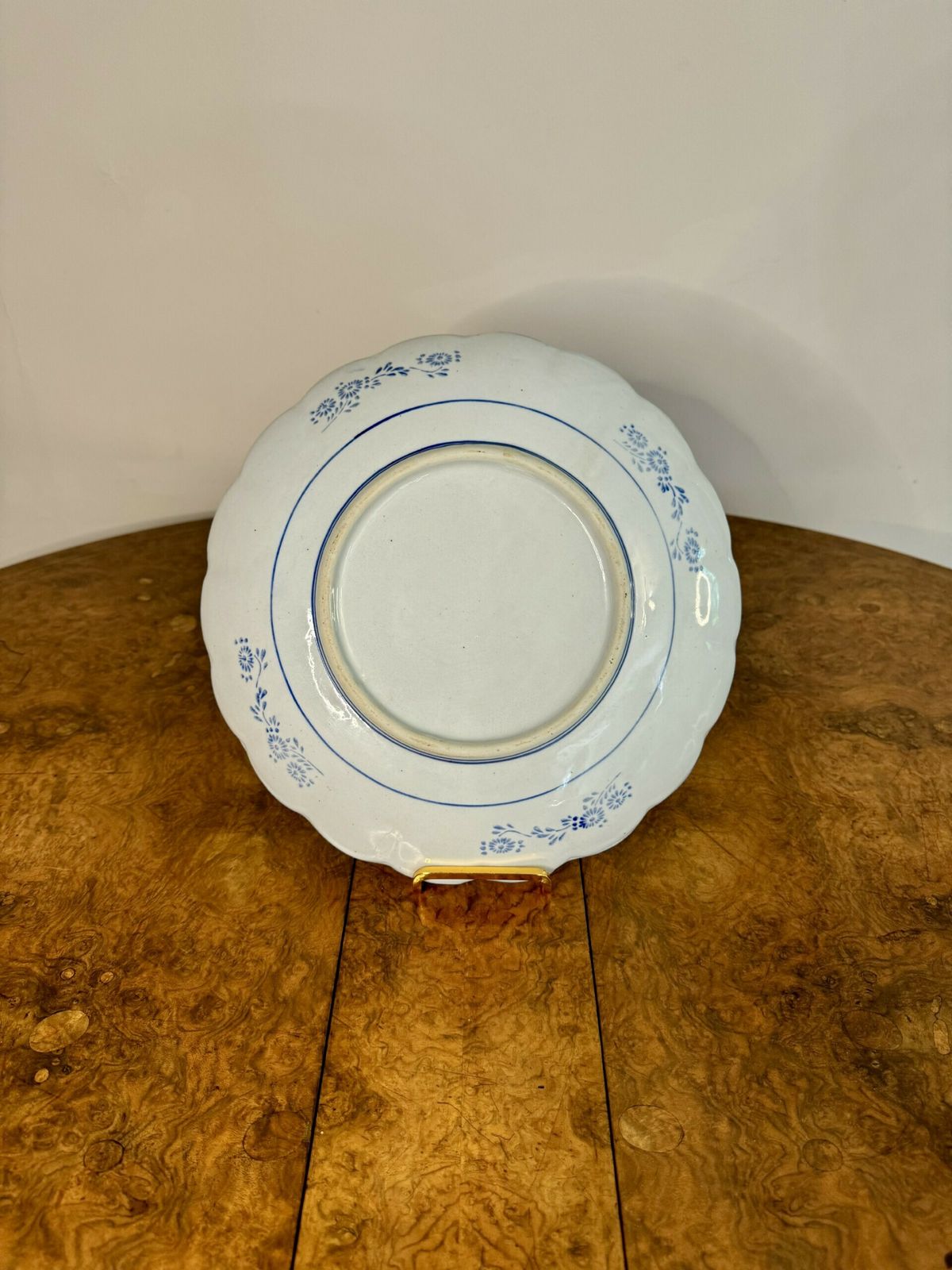 Quality Pair Of Antique Japanese Imari Plates photo vinterior