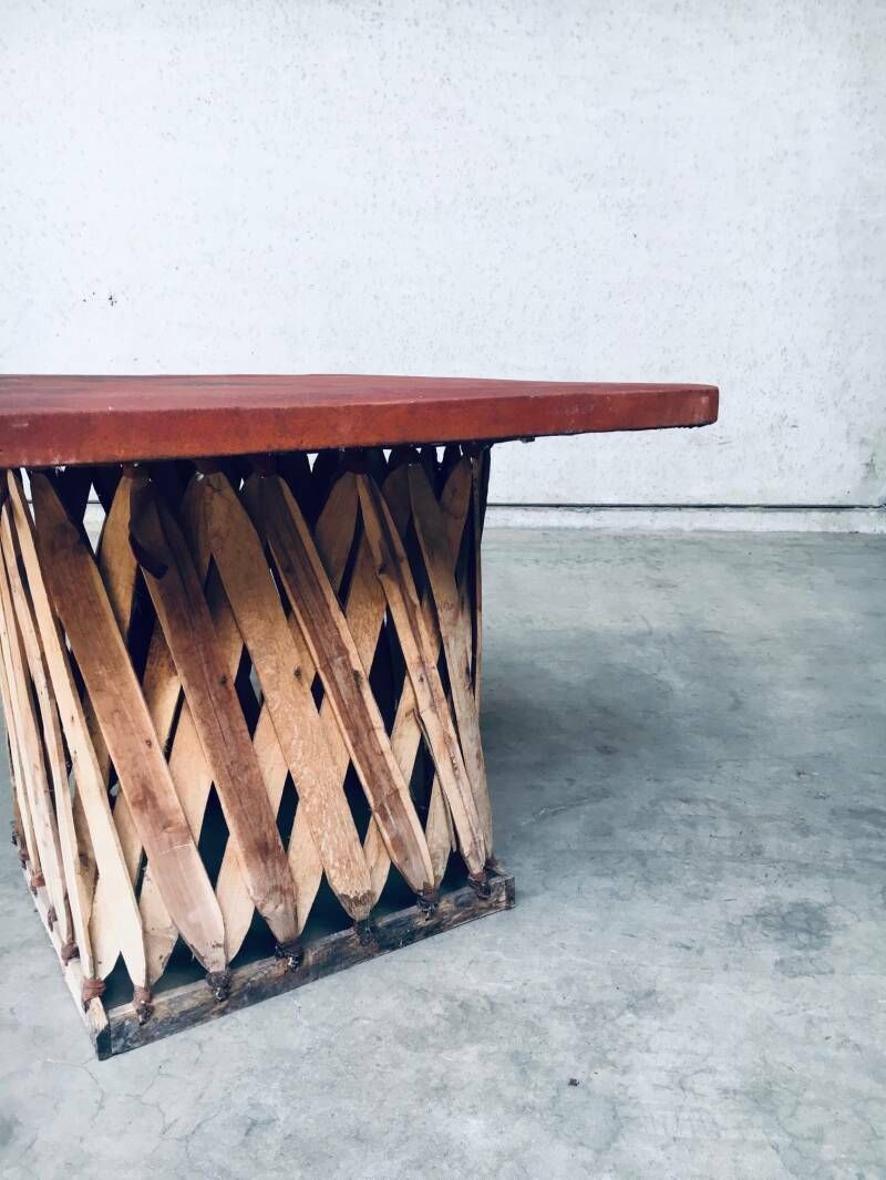 photo buy Mexicaanse Art Populaire Ambachtelijk Leren Tafel & Stoelen, Toegeschreven Aan Wim Rietveld