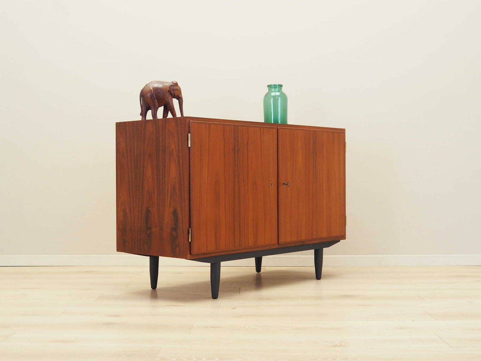 Vintage Cabinet, Danish Design, 1970s, Designer: Carlo Jensen, Production: Hundevad photo 1419.0