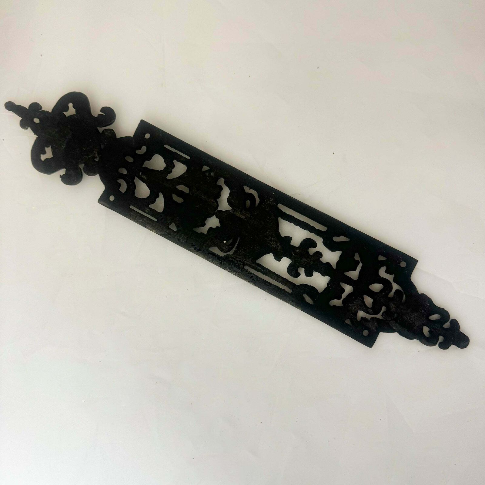 Reclaimed Victorian Style Cast Iron Finger Plates   31 Pairs Available photo 55.0