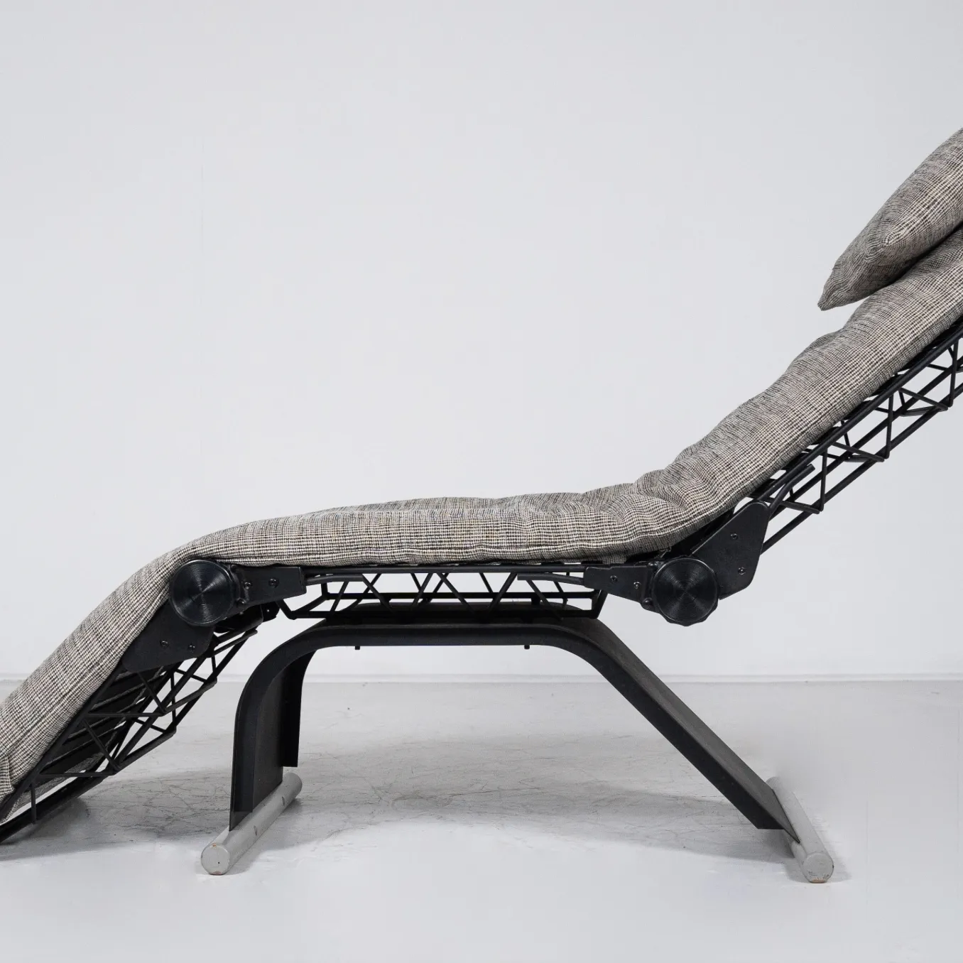 Mid Century Modern Daybed, Italy, 1960s photo vintage