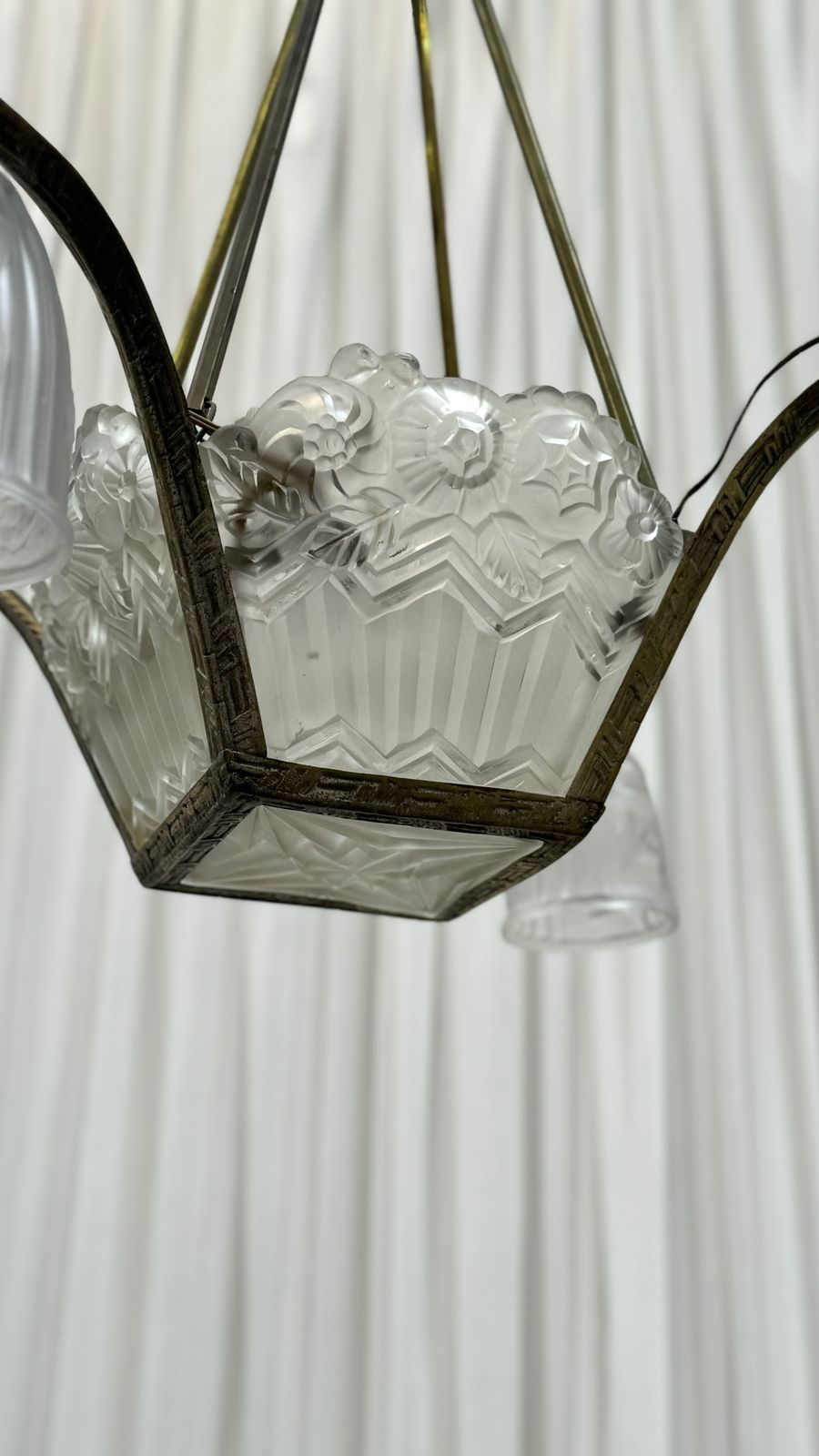 photo furniture Art Deco Chandelier By Noverdy, France