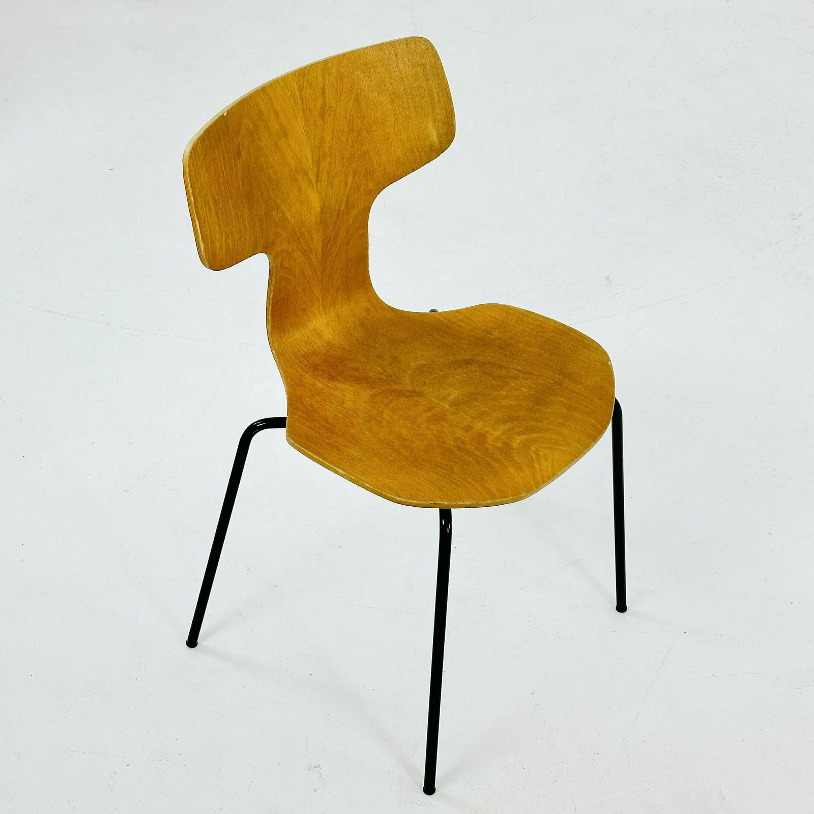 1 Of 2 Modell 3103 Hammer Chair By Arne Jacobsen For Fritz Hansen, Denmark , 1969 photo 339.0