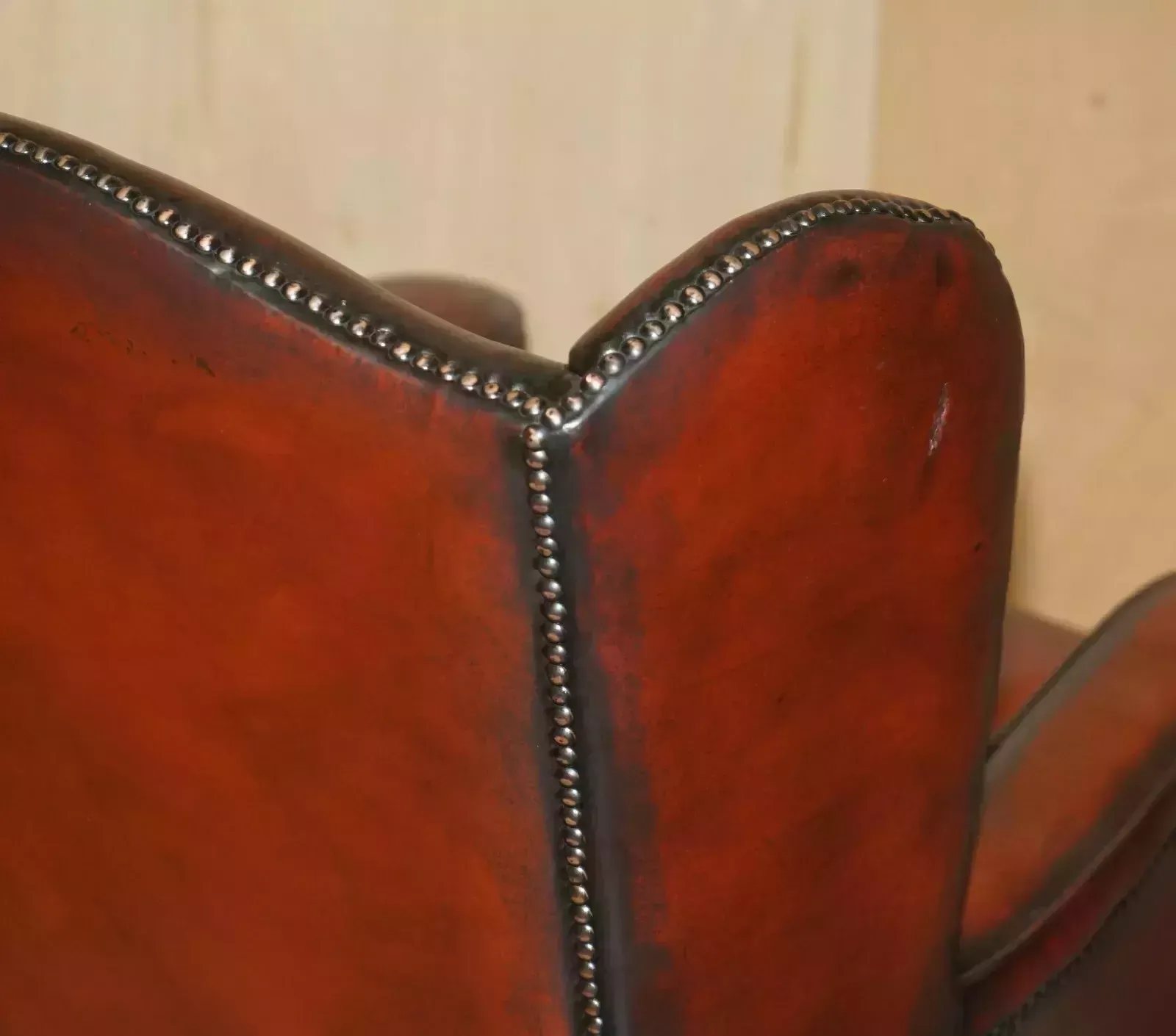 photo vintage Pair Of Restored Vintage Leather Wingback Armchairs William Morris Flat Top Arms
