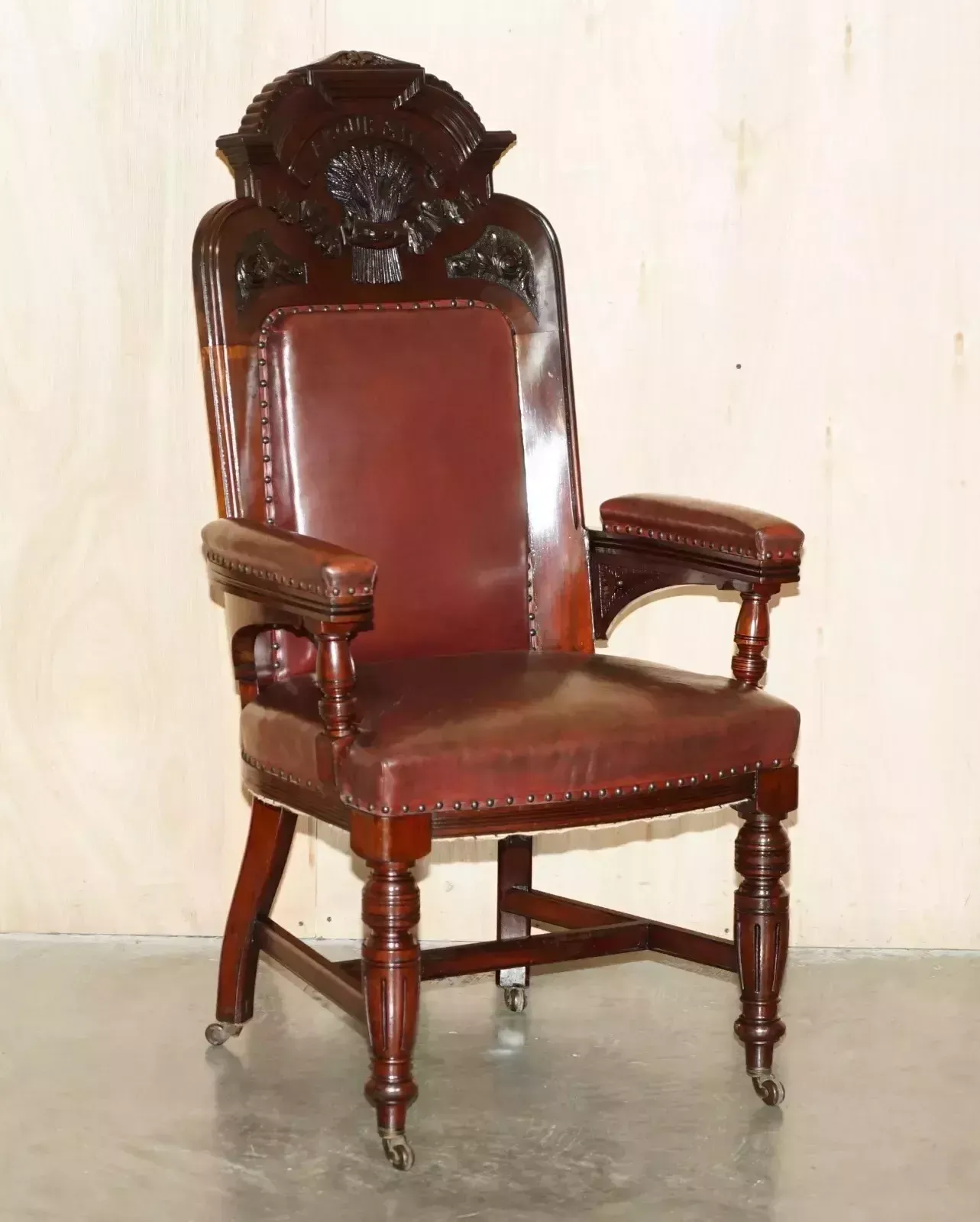 Exqusiite Antique English Hand Carved Harvest "Labour & Wait" Throne Armchair photo furniture