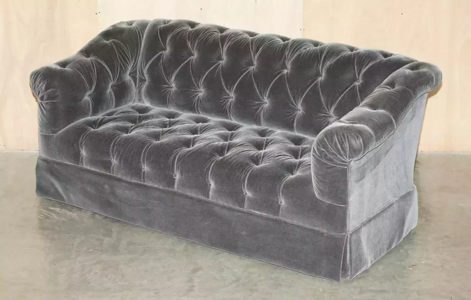 George Smith Somerville Chesterfield Mohair Velvet Sofas photo furniture