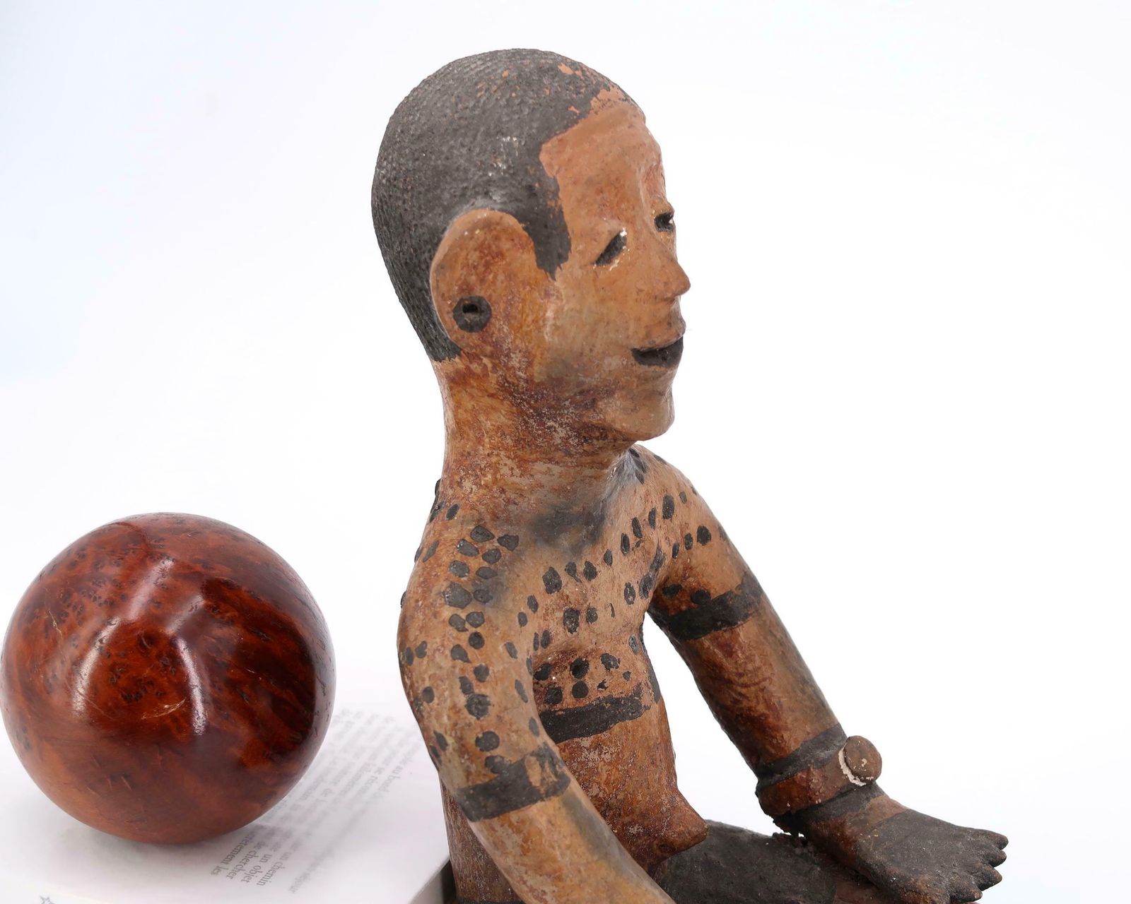 African Sculpture, Seated Man In Terracotta, 1980s / Man, Africa, Statue, Ceramic, Bookend photo buy