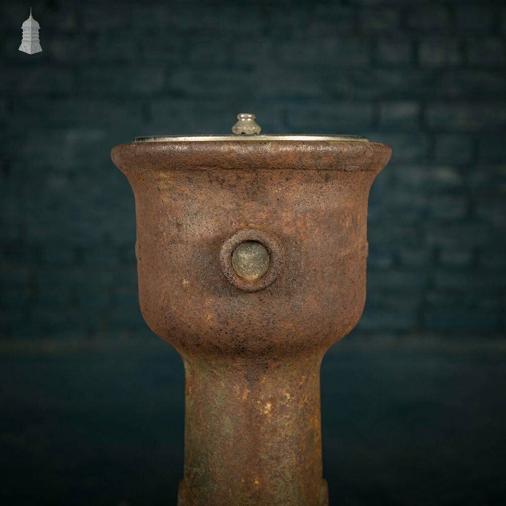 Glenfield Drinking Fountain, Cast Iron photo 450.0