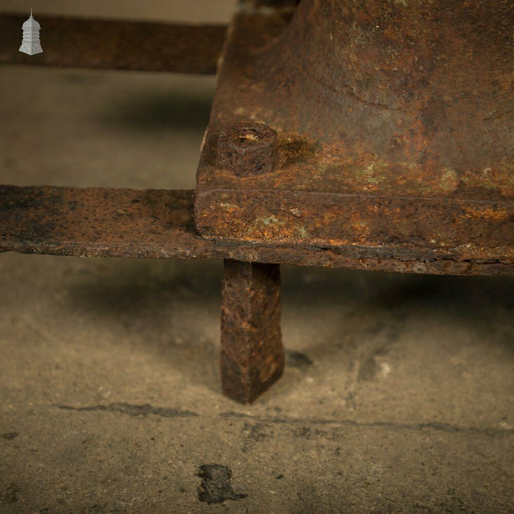 photo furniture Glenfield Drinking Fountain, Cast Iron