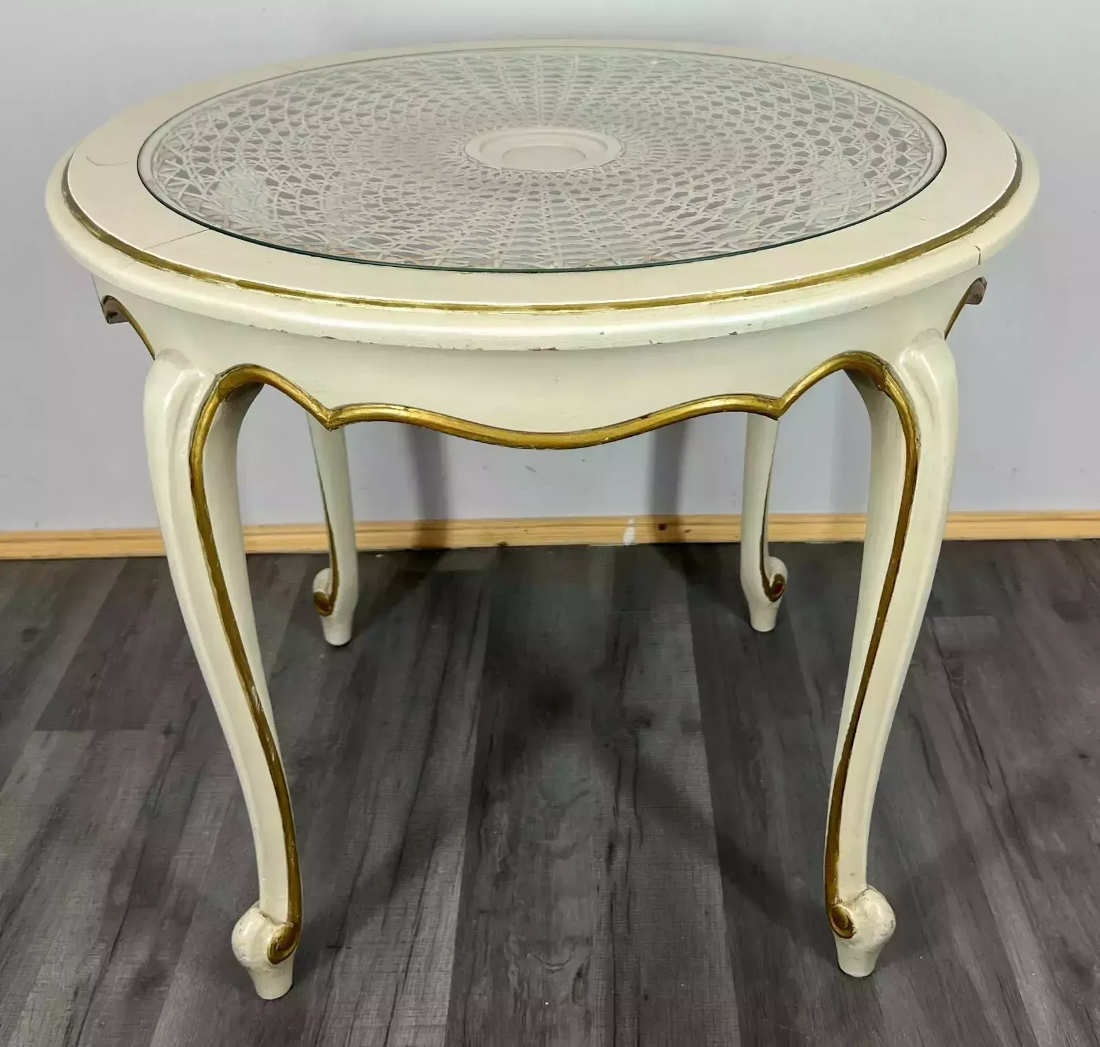 Shabby Chic Coffee Table Round With Glass Top French Louis XIV Lot 3282
