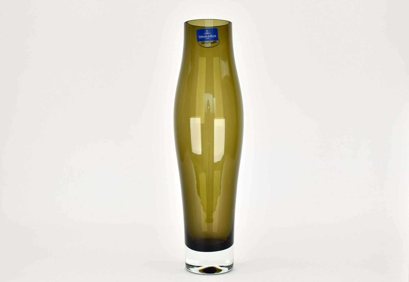 Villeroy & Boch Olijfgroene Glazen Vaas | Mid Century Modern Stijl Helder Voetstuk Duitsland Venini Murano Hedendaagse Decoratie Safari Holmegaard photo furniture