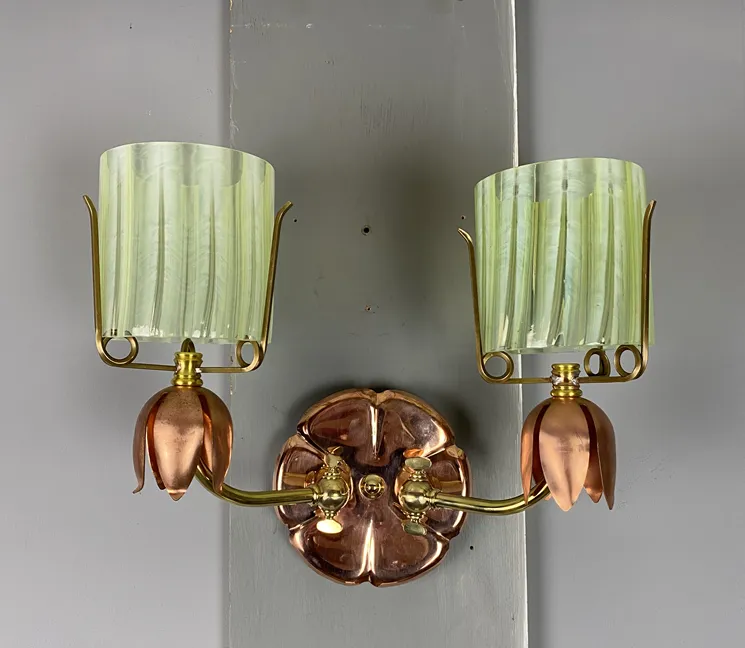 Ashby Lily Pad Double Wall Light With Opalescent Shade (51125)