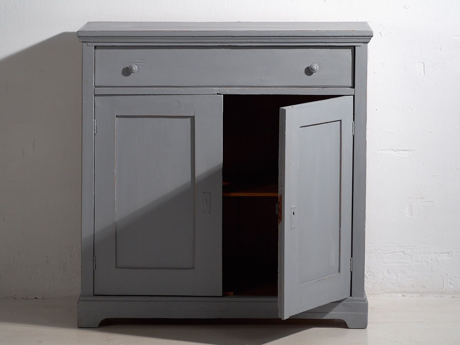 photo vinterior Small Antique Two Door Chest Of Drawers (C.1920) #14
