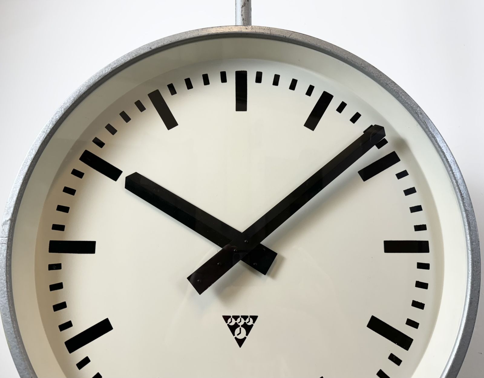 photo vintage Huge Industrial Double Sided Railway Or Factory Clock From Pragotron, 1960s