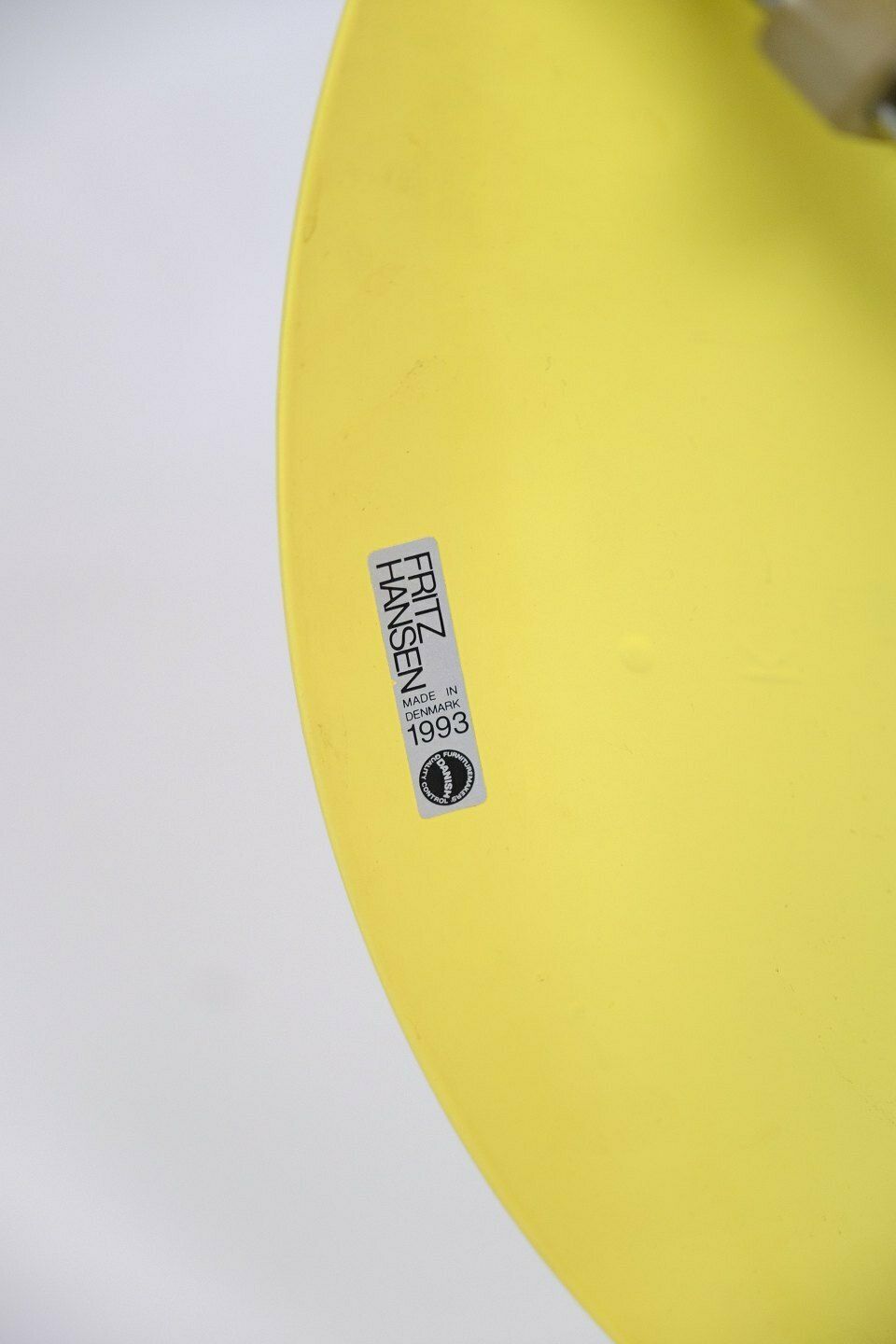 photo furniture Set Of 6 Seven Chairs Model 3107 Lacquered In Yellow Paint By Arne Jacobsen For Fritz Hansen From 1990s