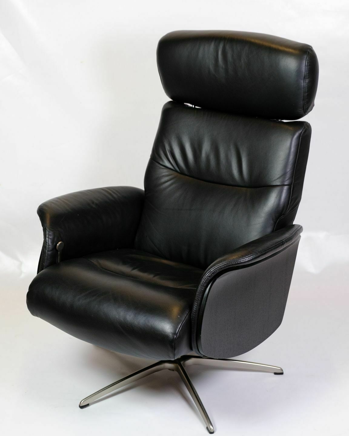 Lounge Chair In Black Leather With Aluminum Swivel From 1970s
