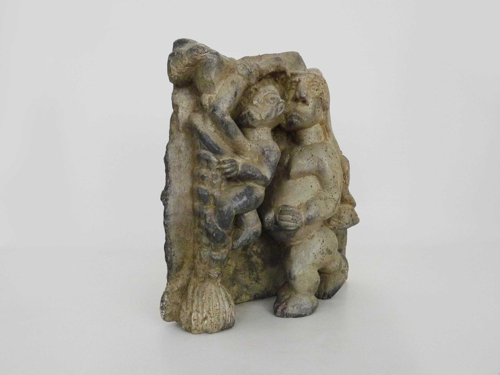 Old Pomdo Kissi Bas Relief Statue From Sierra Leone In Carved Stone photo furniture