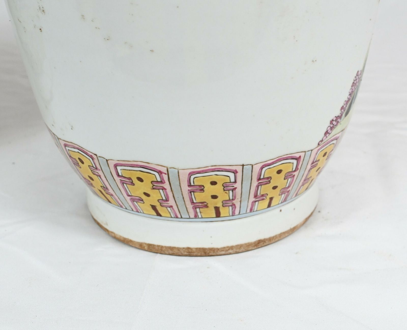 Pair Chinese Porcelain Vases   Famill Verte Qing Urns Pheasant Bird photo vintage