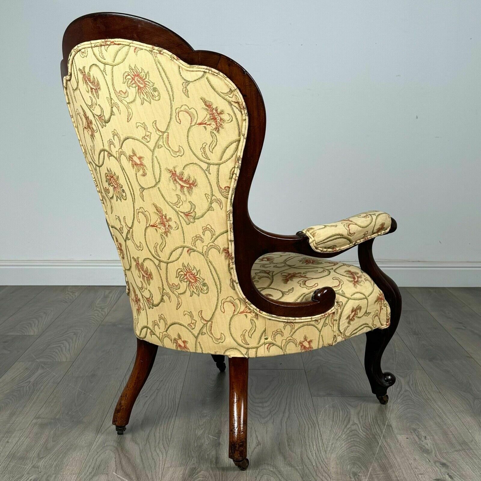 Antique 19th Century Armchair In Mahogany photo 585.0