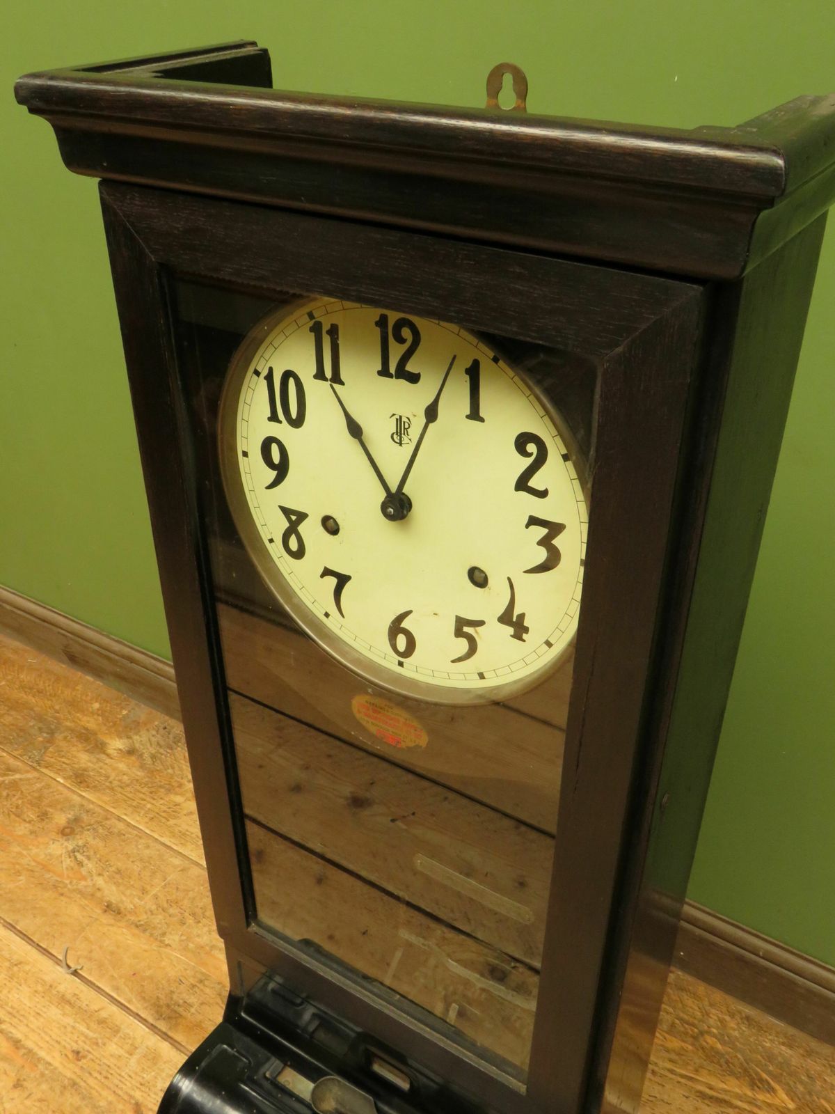 Antique Time Recorder Clock By The Time Recorder Supply & Maintenance Co photo Home Decor