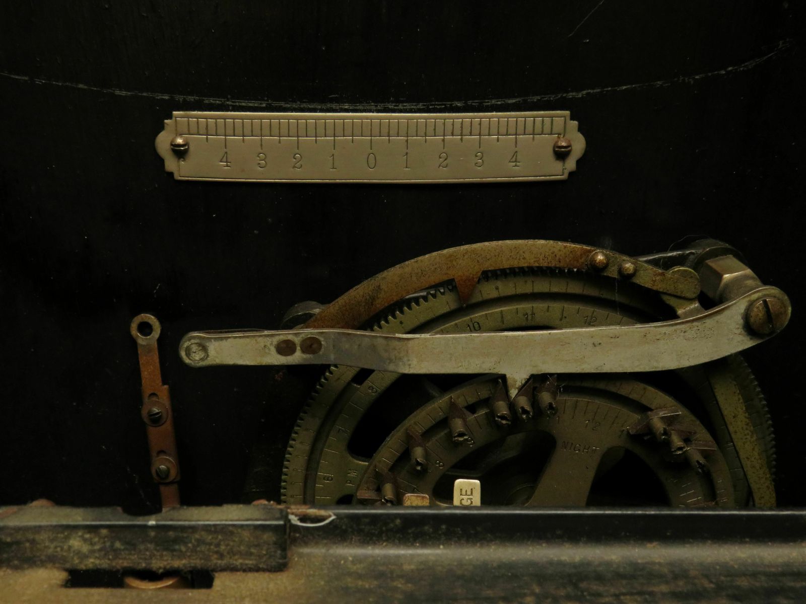 Antique Time Recorder Clock By The Time Recorder Supply & Maintenance Co photo vintage