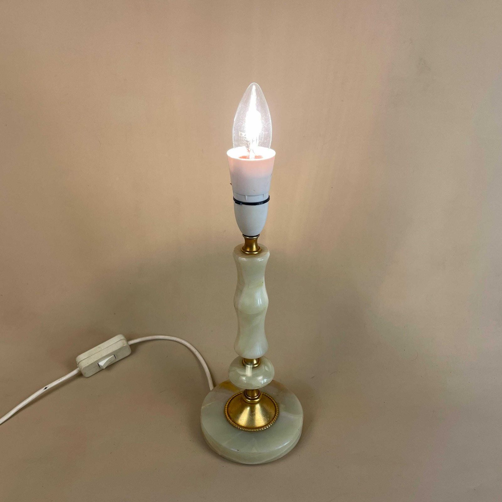 Green Marble & Gold Brass Lamp Bedside Table Desk Vintage Onyx Medium Side Light Column Ornate Round Base Antique Slim Pillar photo vintage