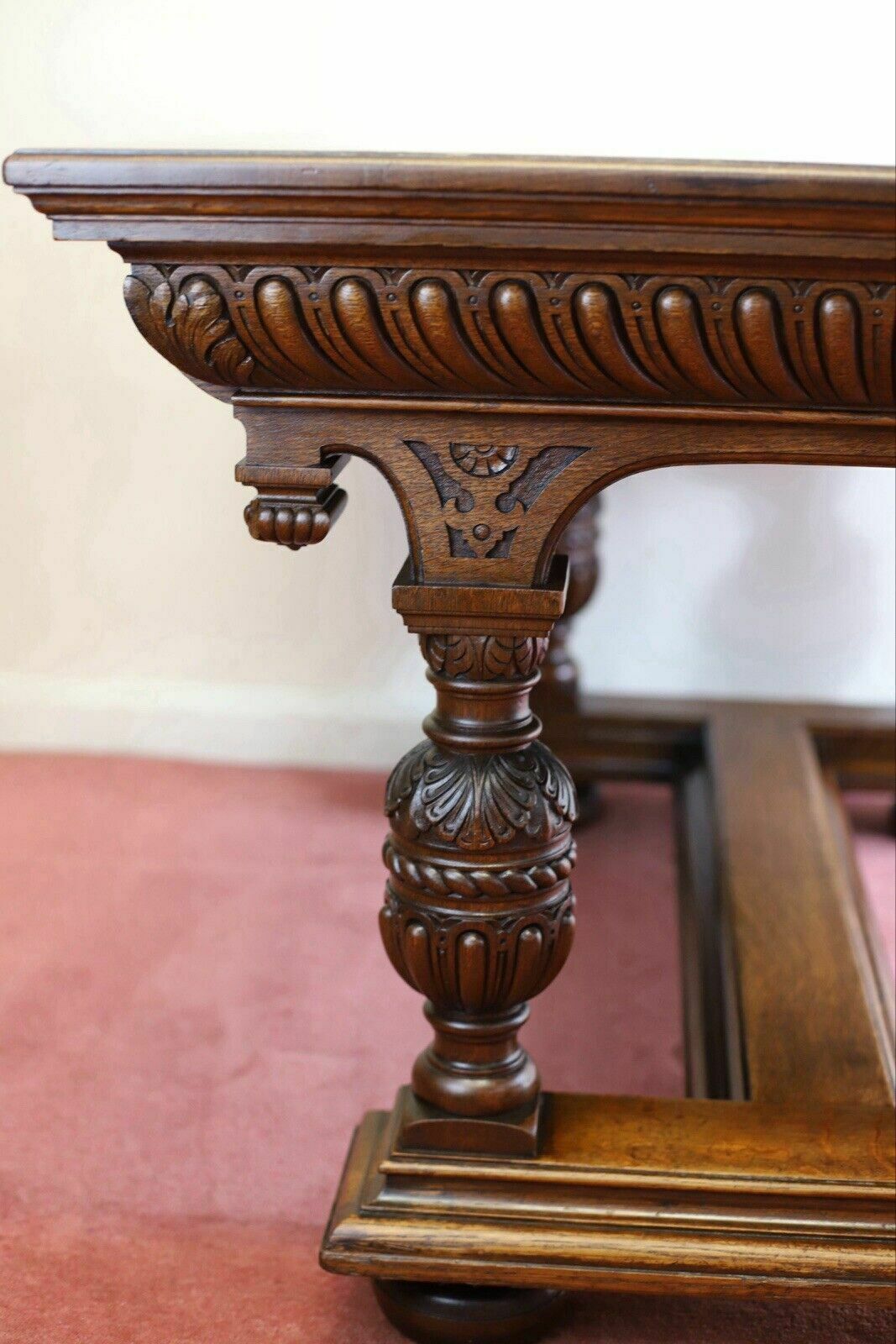 photo vinterior Gillows Of Lancaster Superb Victorian Carved Oak Library Table