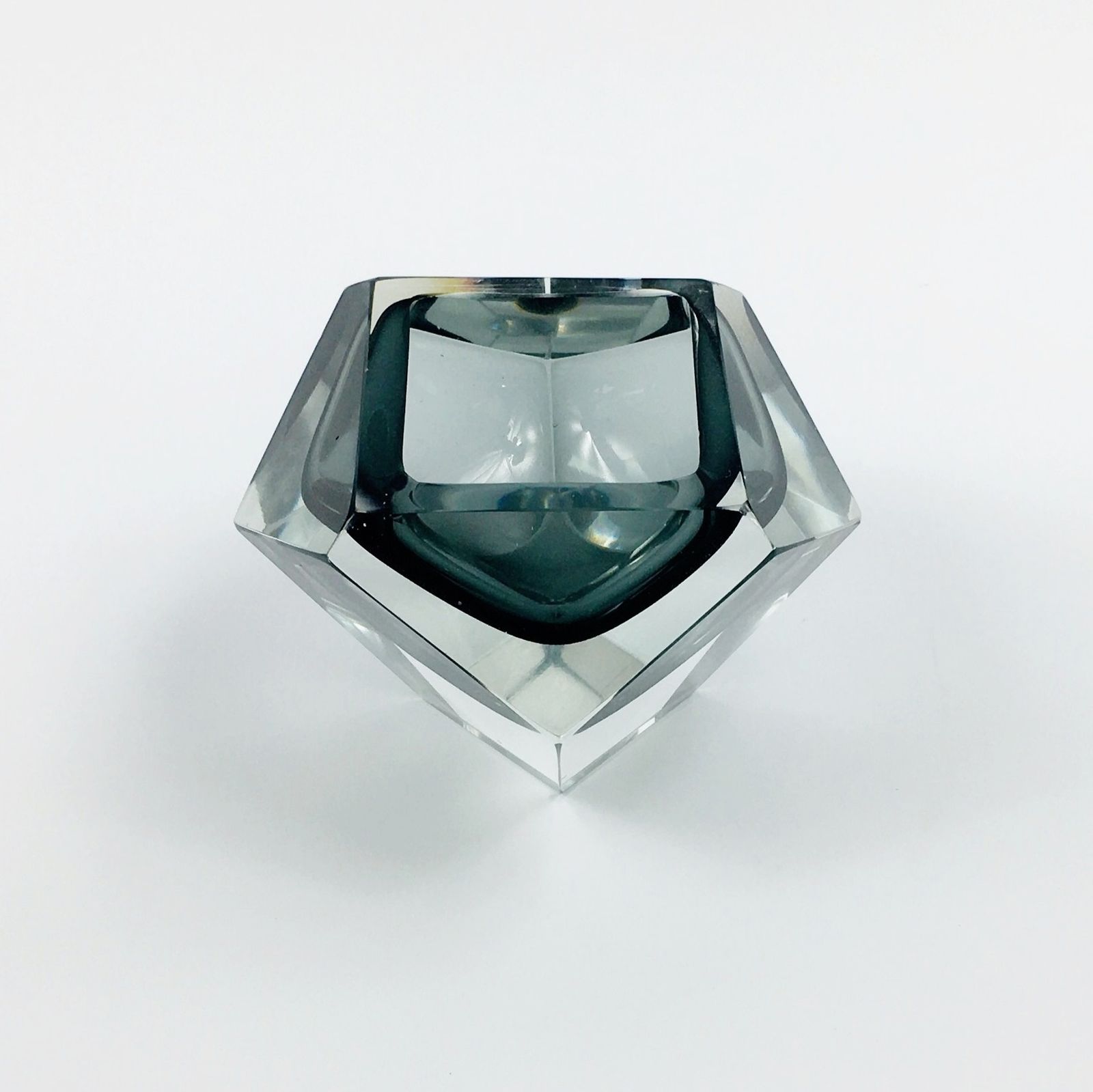 Diamond Shaped Murano Faceted Glass Sommerso Ashtray/Vide Poche By Flavio Poli For Seguso, Italy, 1960s/1970s photo Home Decor