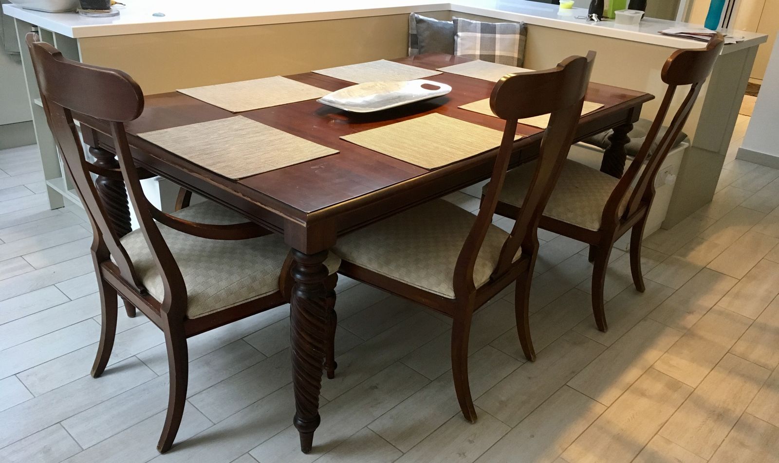 British Classics By Ethan Allan Dining Table With Two Extensions And 6 Chairs