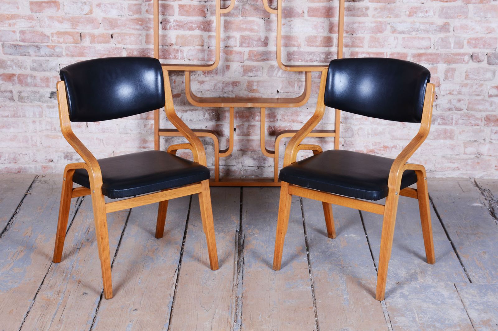 photo vinterior Set Of Eight Restored Mid Century Chairs, By Ludvik Volak, Maple, Czech, 1960s