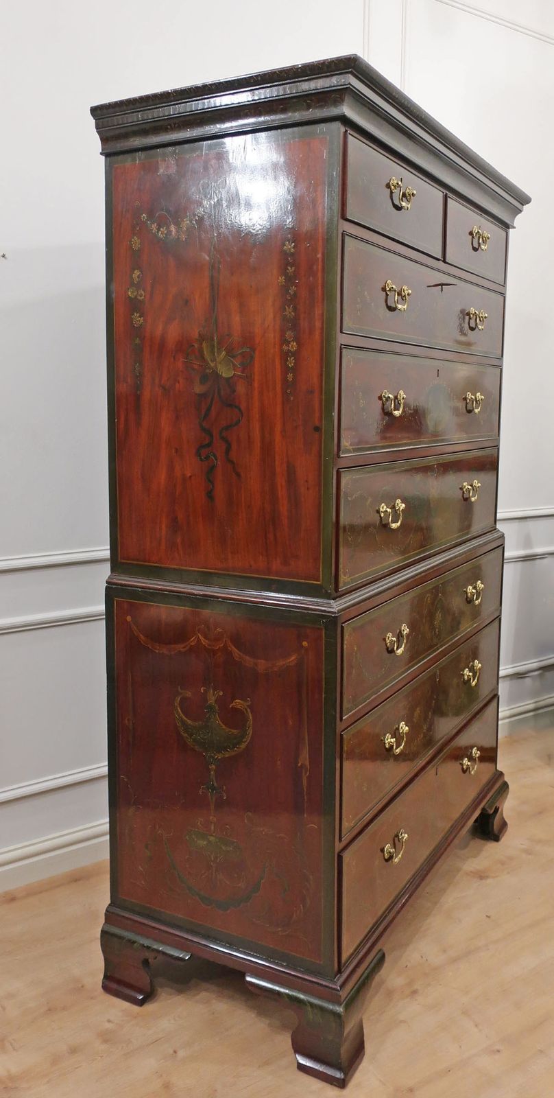 photo vinterior Georgian Mahogany Polychrome Painted Chest On Chest