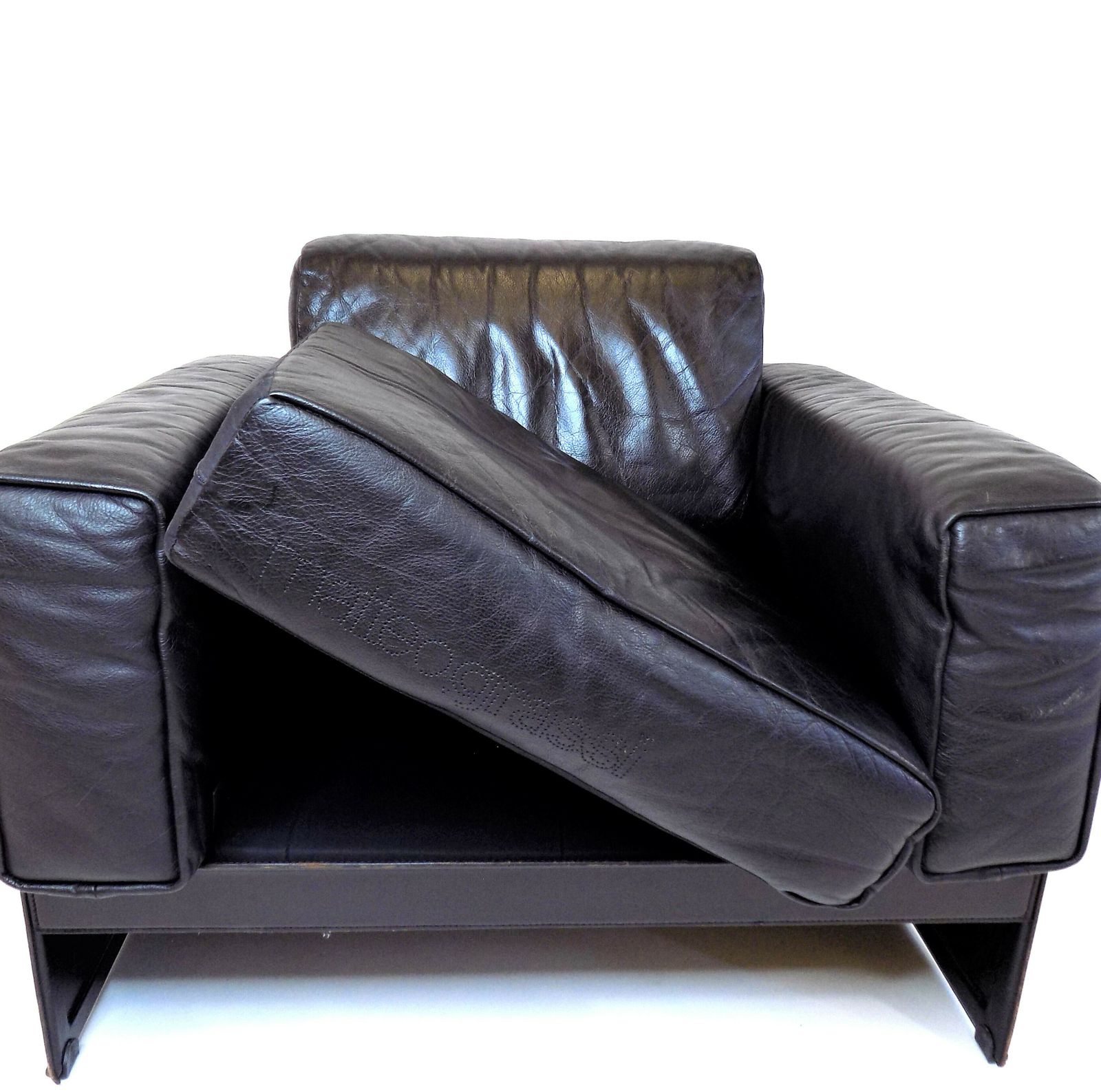 Matteo Grassi Korium Km 3 1 Leather Lounge Chair By Tito Agnoli, 1980 photo for sale
