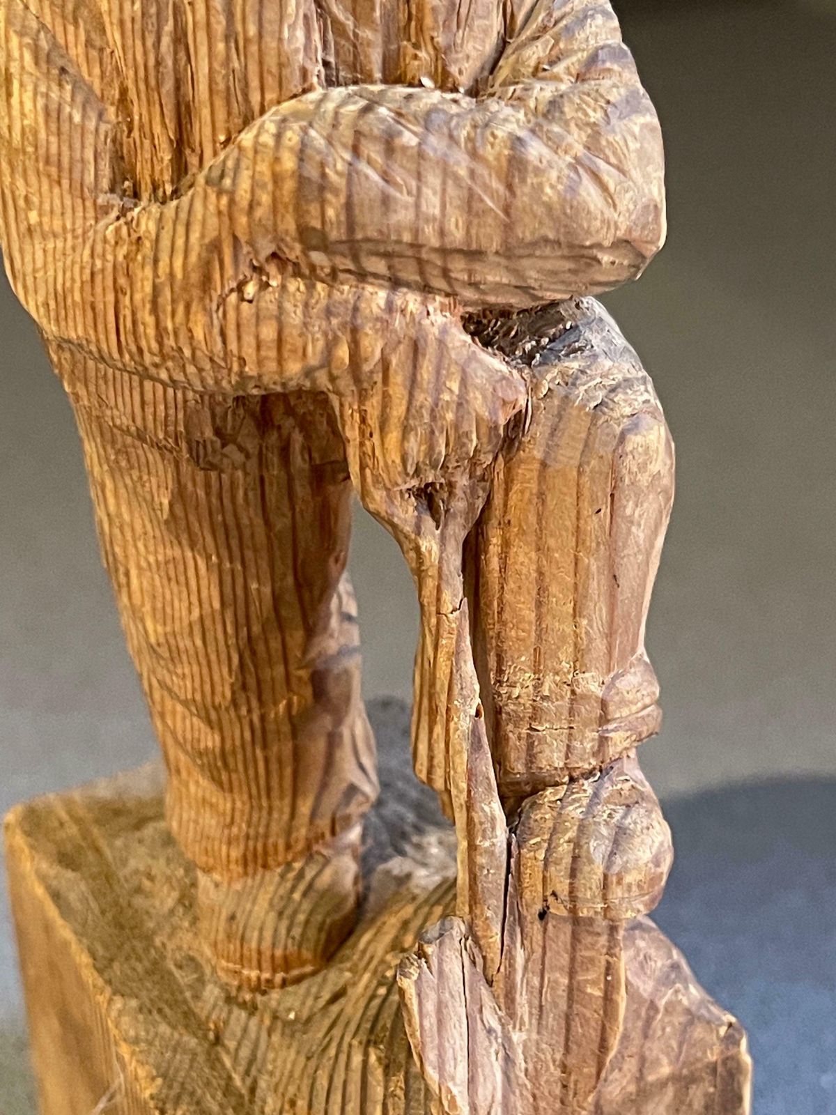 Wooden Carving Human Sculpture Antique Decorative Figurine Of A Thinking Man photo buy