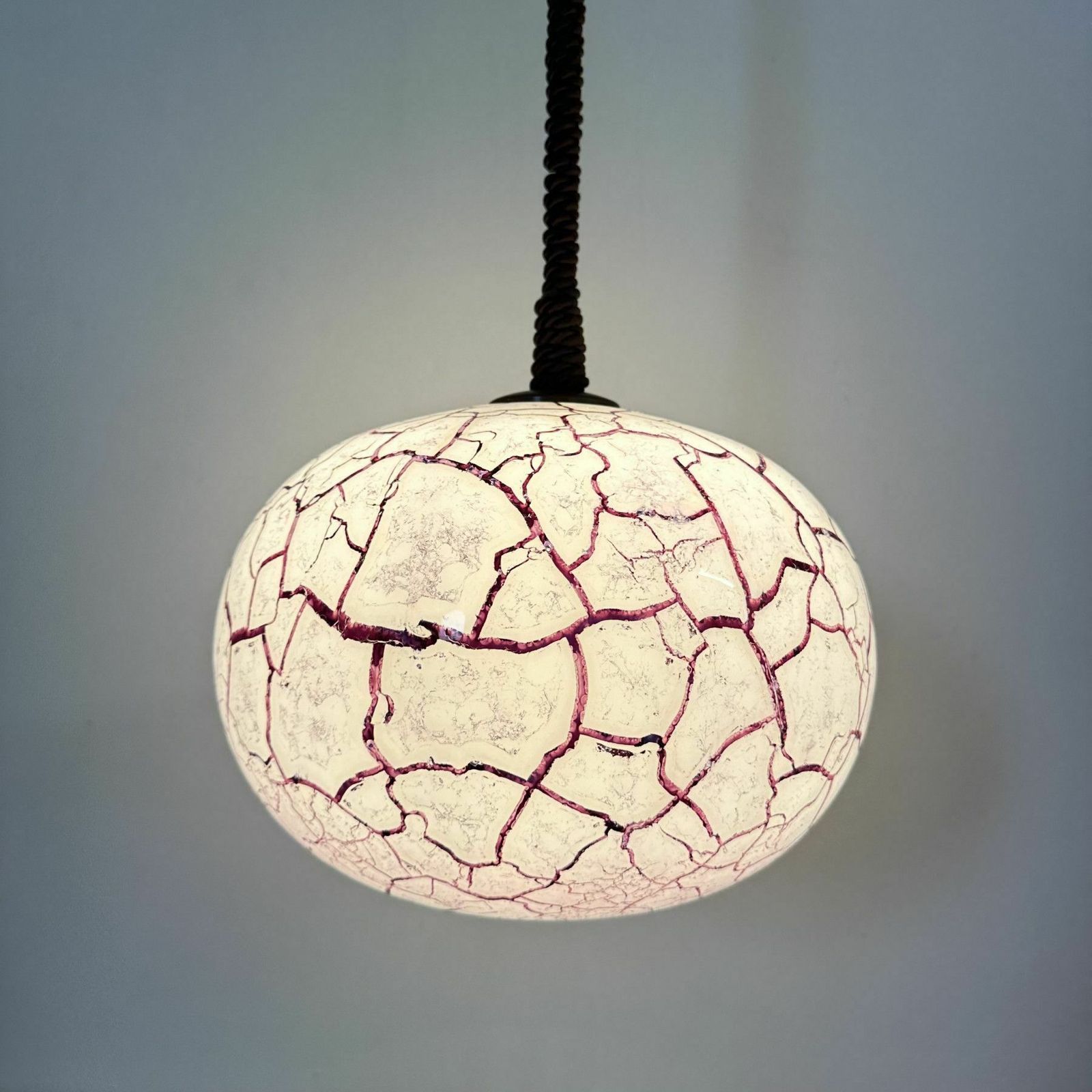 Mid Century Design Hanglamp, Jaren 1970 photo furniture
