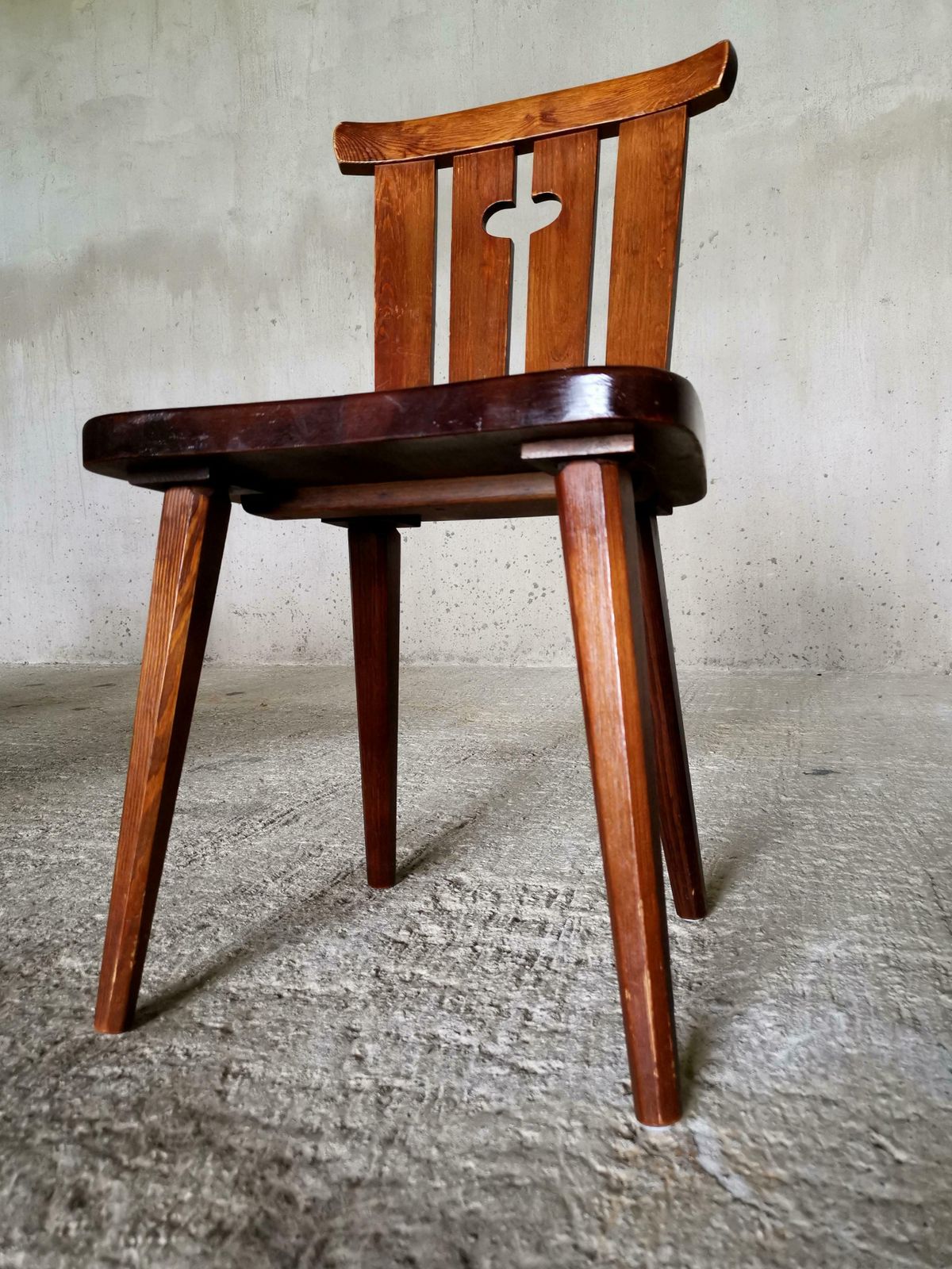 Set Of 4 Iconic Göran Malmvall Dining Chairs In Solid Oregon Pine, Sweden 1940s photo vintage