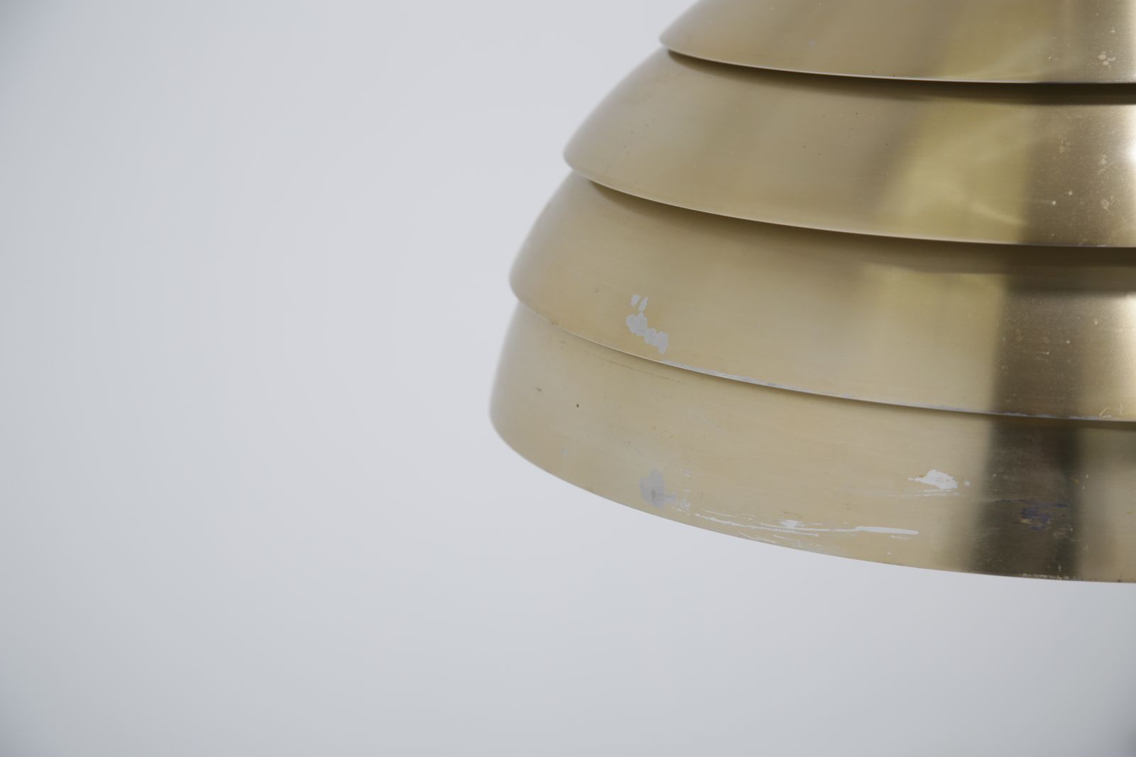 Luminaires Suspension vintage en forme de ruche, par Hans Agne Jakobsson, Suède, années 1960. photo