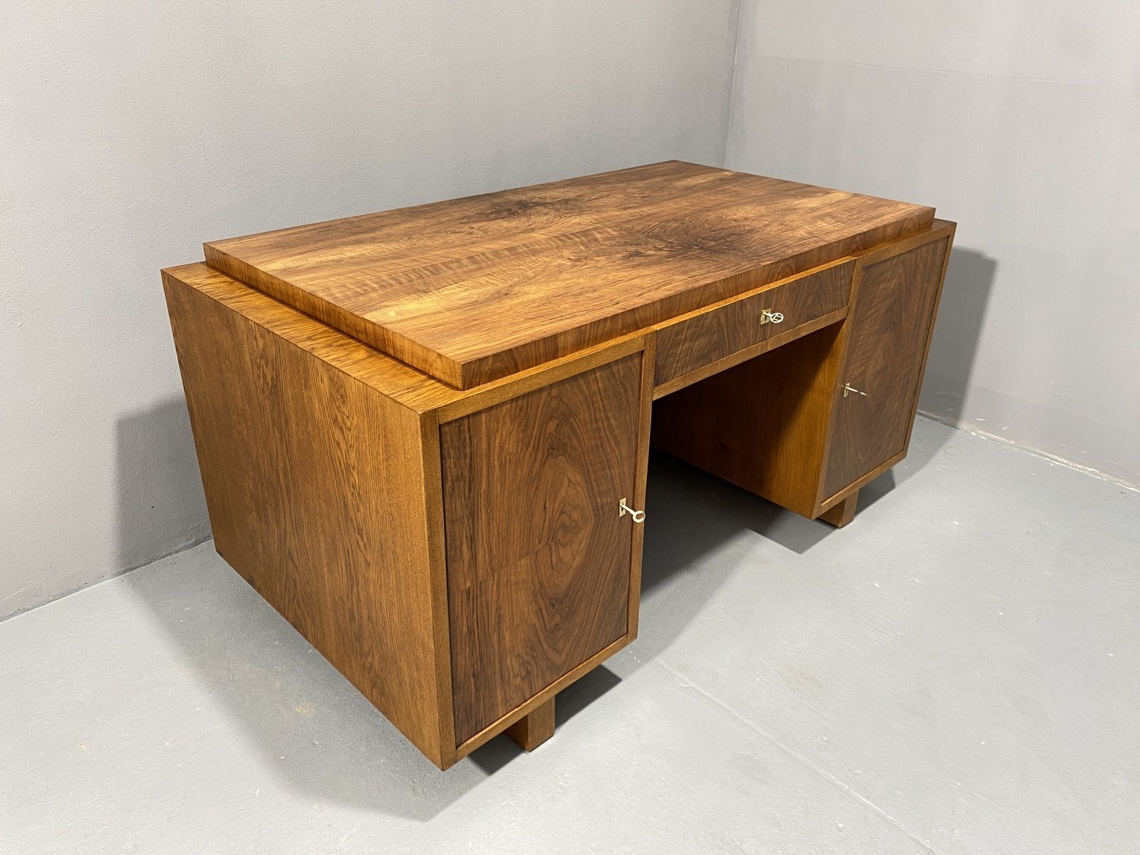 Fully Renovated Art Deco Writing Desk, 1930´S, Central Europe photo 3928.0